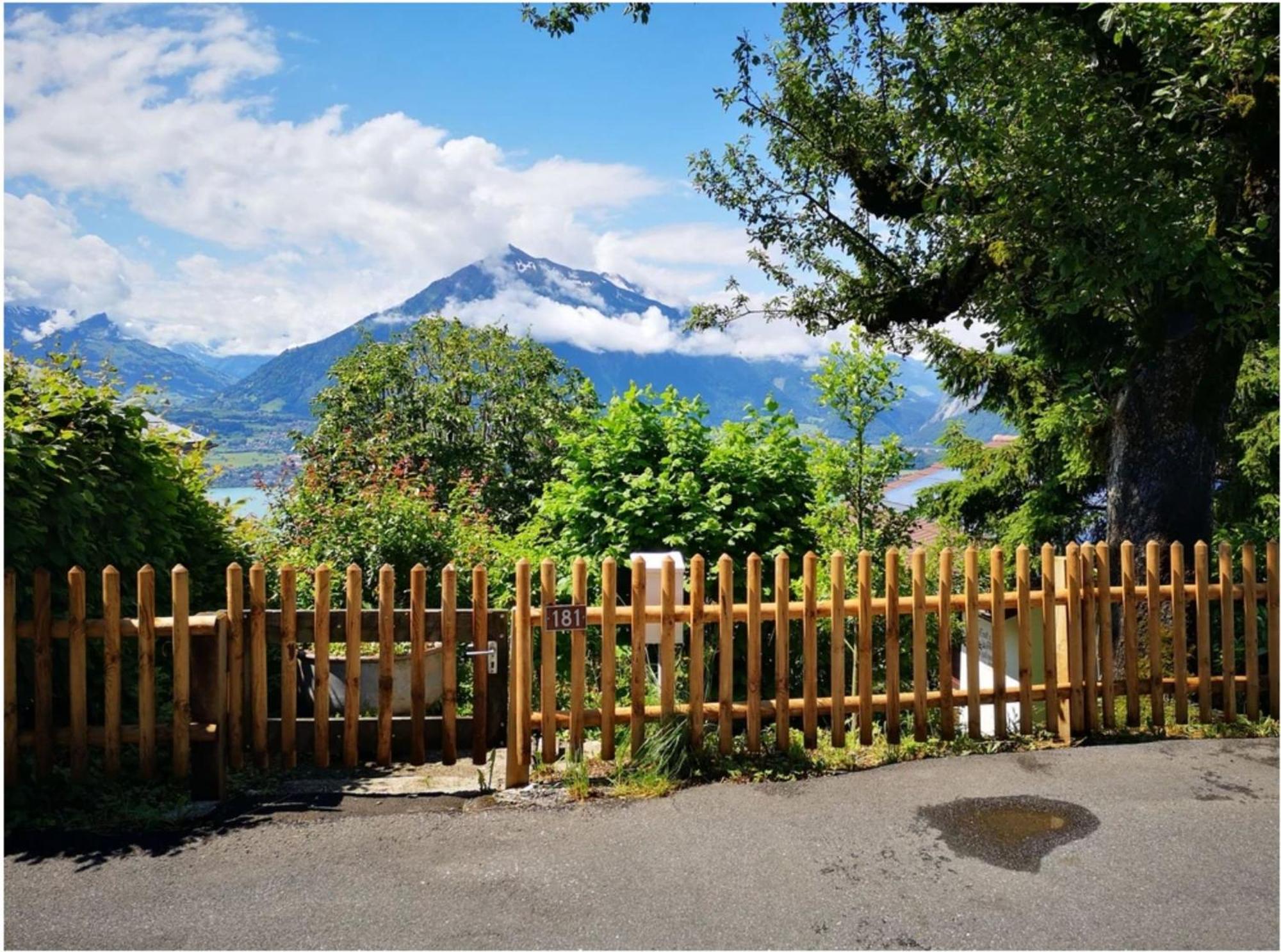 Chalet With View Of The Mountains And The Thun Lake Зигрисвил Екстериор снимка
