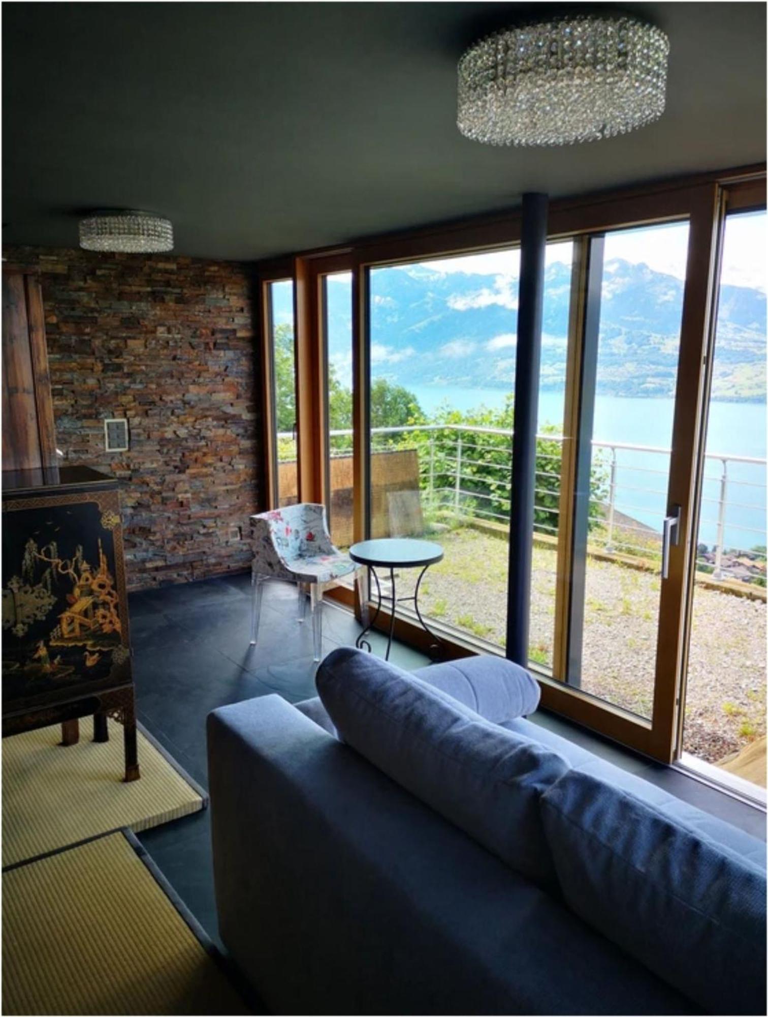 Chalet With View Of The Mountains And The Thun Lake Зигрисвил Екстериор снимка