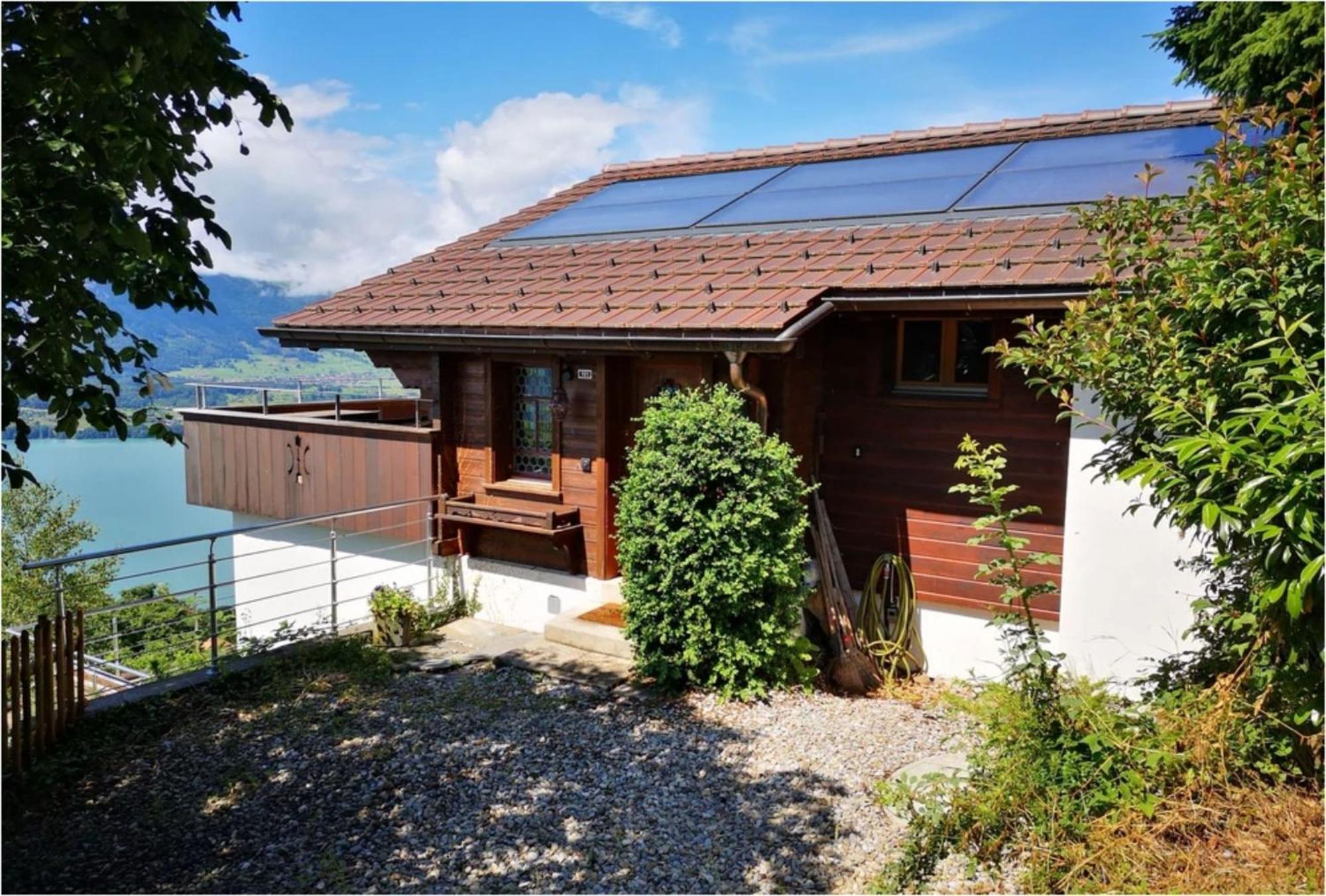 Chalet With View Of The Mountains And The Thun Lake Зигрисвил Екстериор снимка